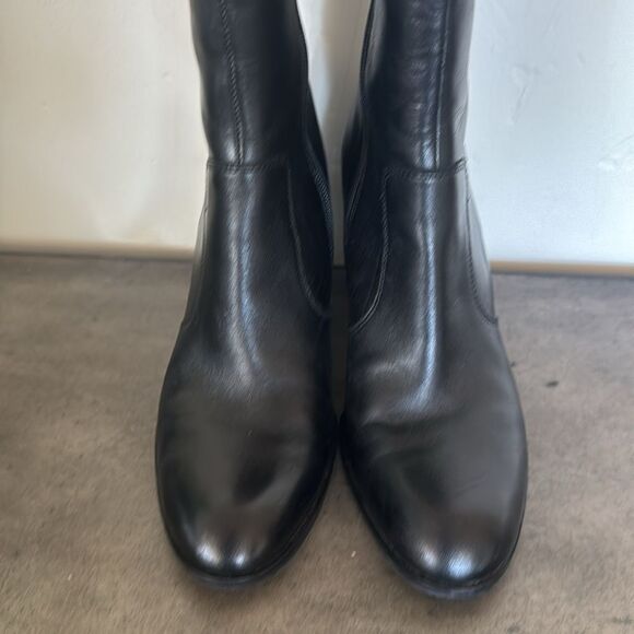 Ecco Women’s Size 40 Black Leather Knee-High Boots Heeled Sleek Comfortable EUC - Picture 10 of 15